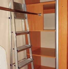 Продажа 1-комн квартиры на вторичном рынке Английский пр-кт,  д. 15