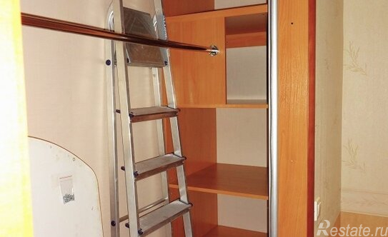 Продажа 1-комн квартиры на вторичном рынке Английский пр-кт,  д. 15