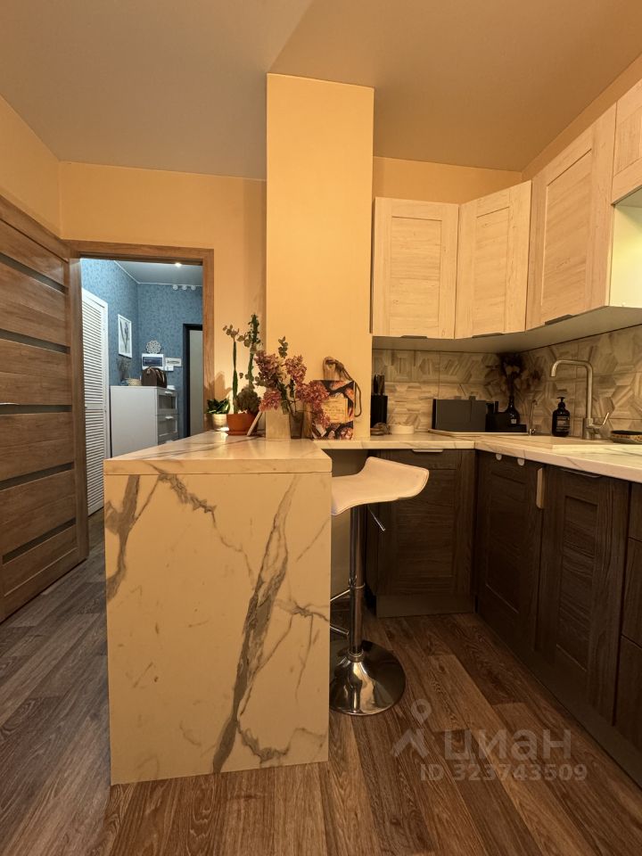 Продажа 1-комн квартиры на вторичном рынке Мурино, проспект Авиаторов Балтики, 15