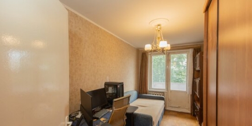 3-комн квартира Поэтический б-р,  д. 21/10