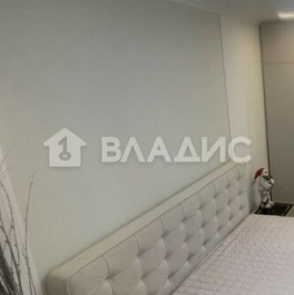 Продажа 2-комн квартиры на вторичном рынке Череповецкая улица