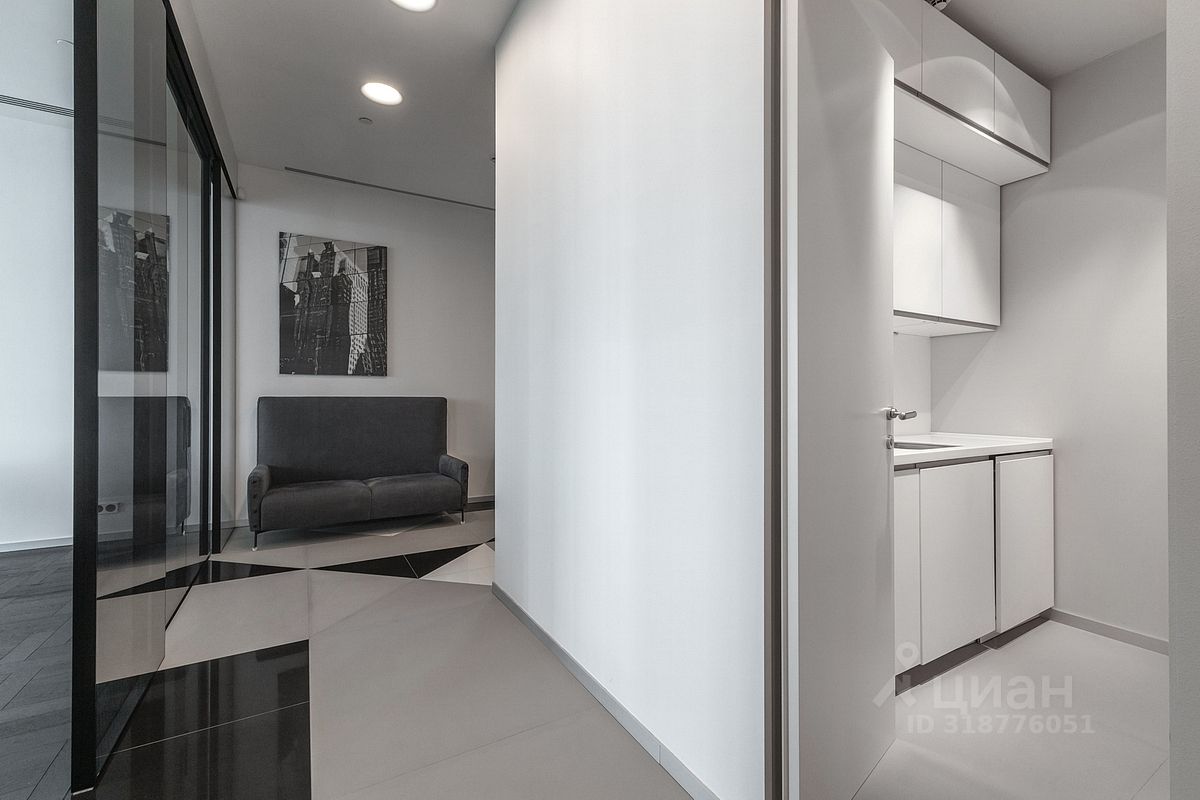 Продажа 4-комн квартиры на вторичном рынке набережная Пресненская, 6с2