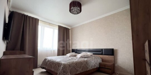 3-комн квартира улица Щорса,  д. 2