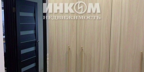 2-комн квартира Инициативная улица,  д. 9 к2