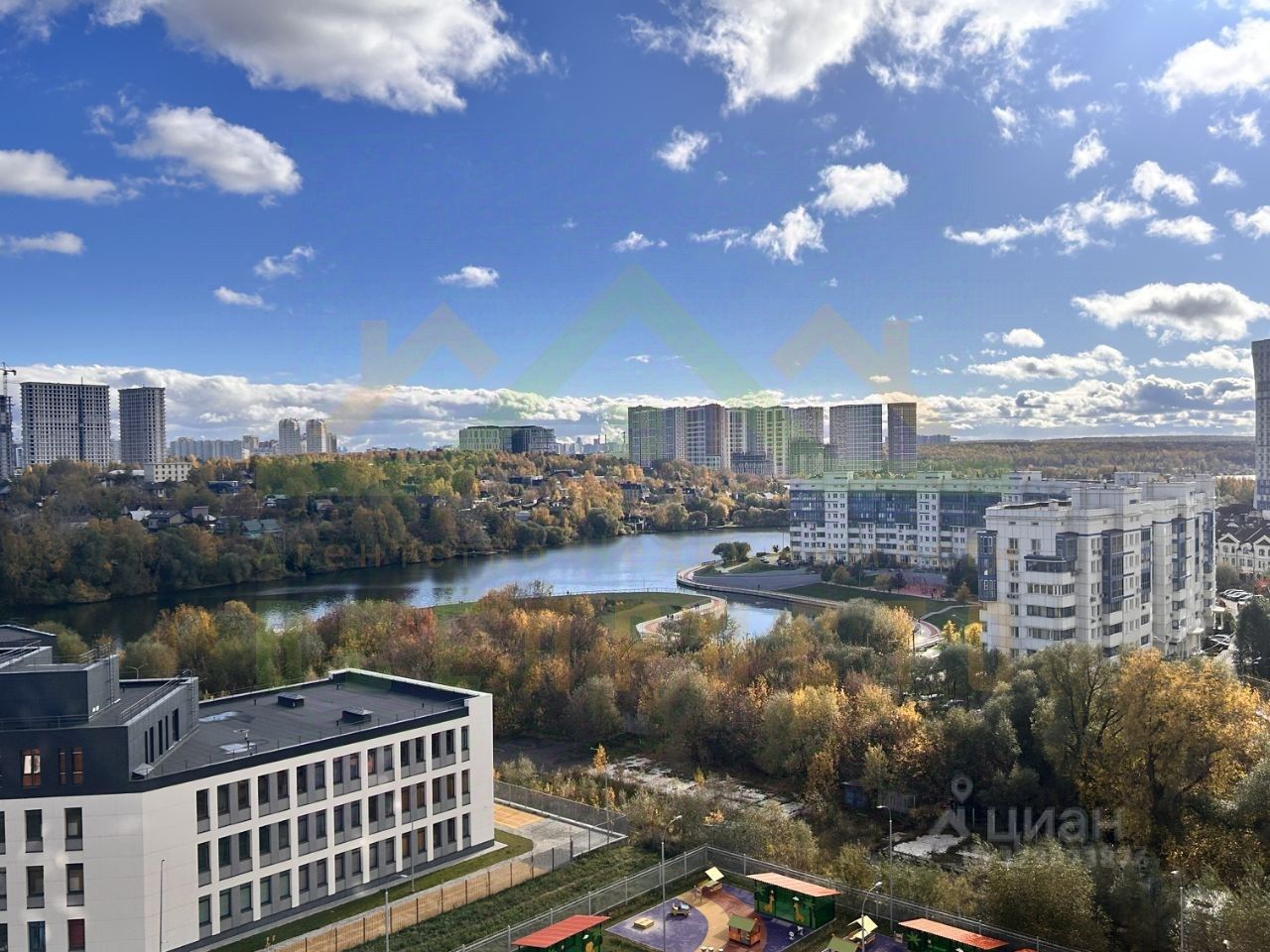 Продажа 2-комн квартиры на вторичном рынке Красногорск, бульвар Красногорский, 10