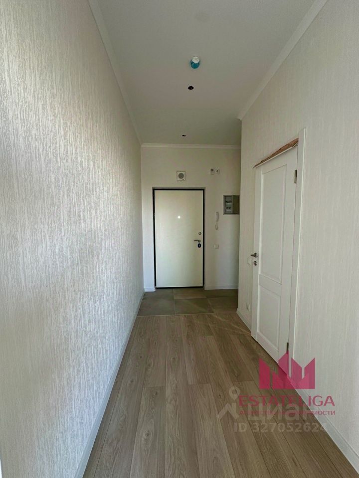 Продажа 2-комн квартиры на вторичном рынке улица Берзарина, 32