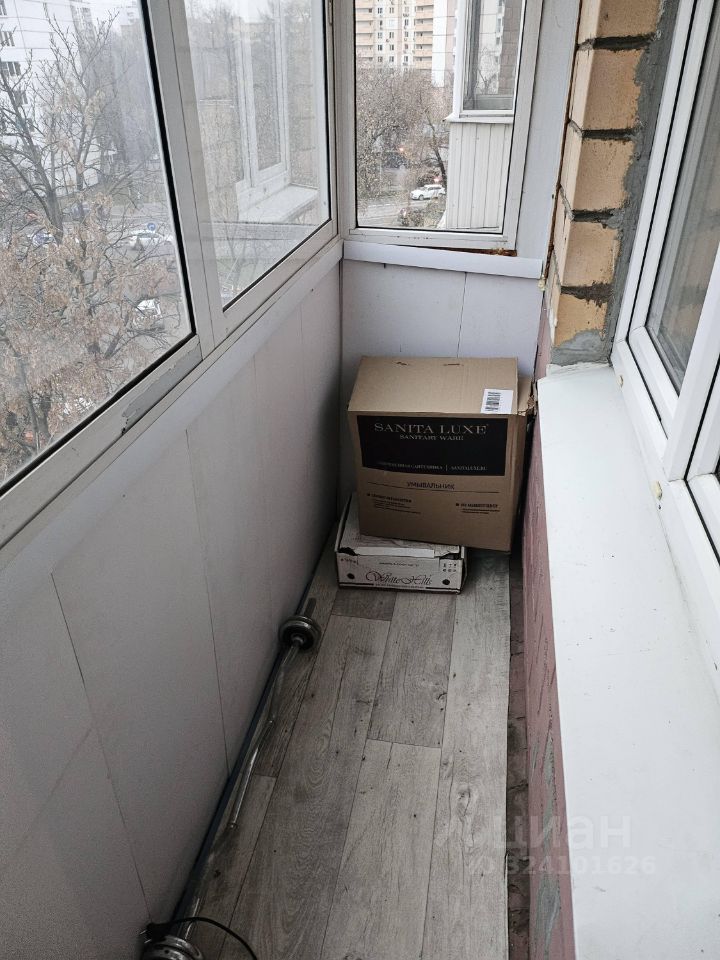 Аренда 1-комн квартиры на вторичном рынке Судостроительная улица, 1