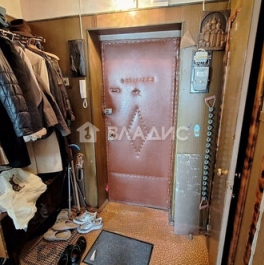 Продажа 2-комн квартиры на вторичном рынке Пограничника Гарькавого ул,  д. 34,  к. 1