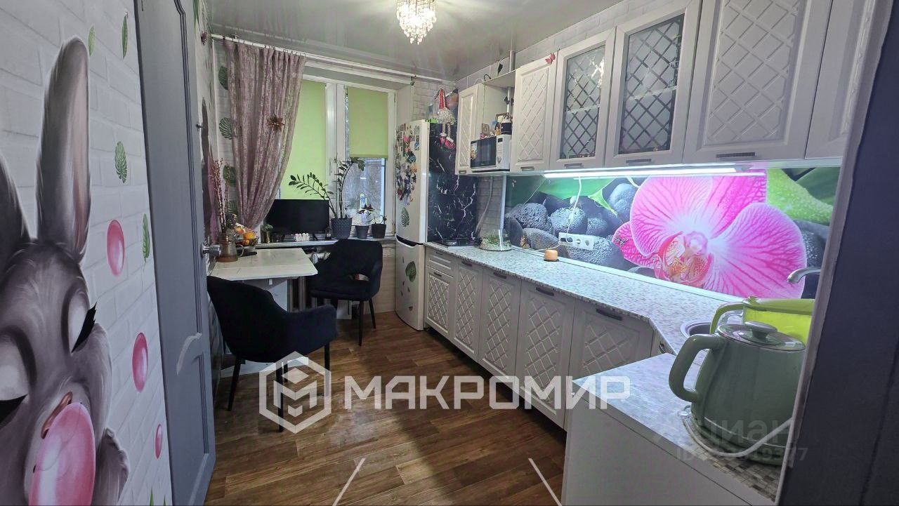 Продажа 2-комн квартиры на вторичном рынке Калибровская улица, 11