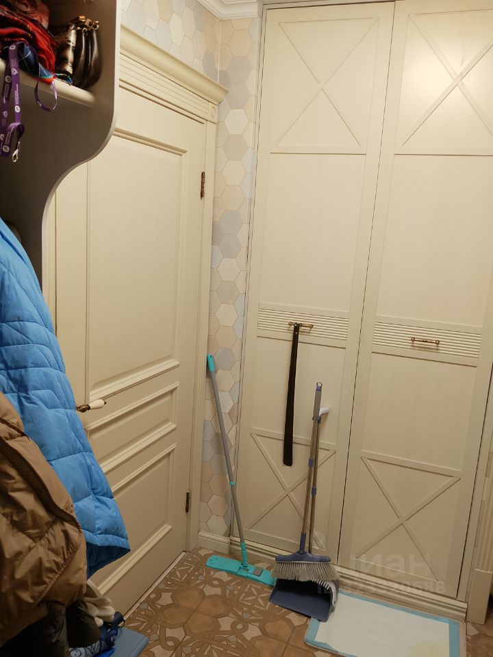 Продажа 3-комн квартиры на вторичном рынке бульвар Яна Райниса, 8