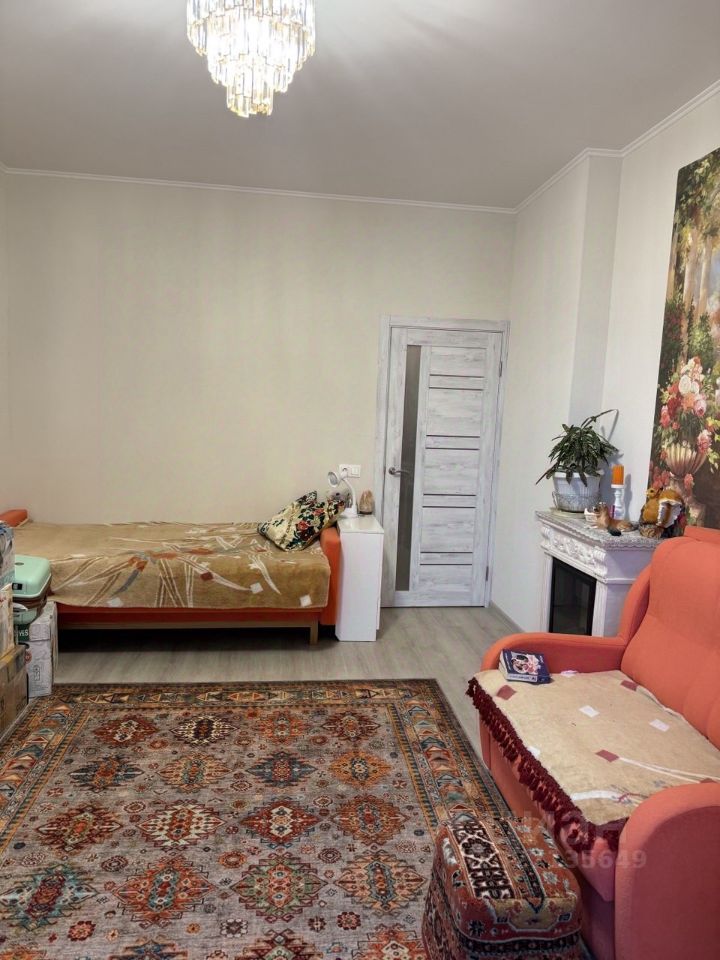 Продажа 1-комн квартиры на вторичном рынке проспект Героев, 35