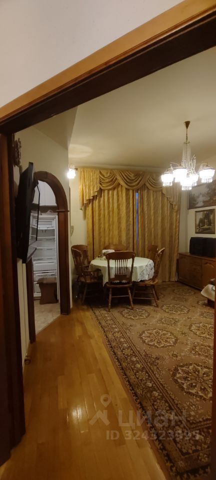 Продажа 3-комн квартиры на вторичном рынке Ленинский проспект, 23