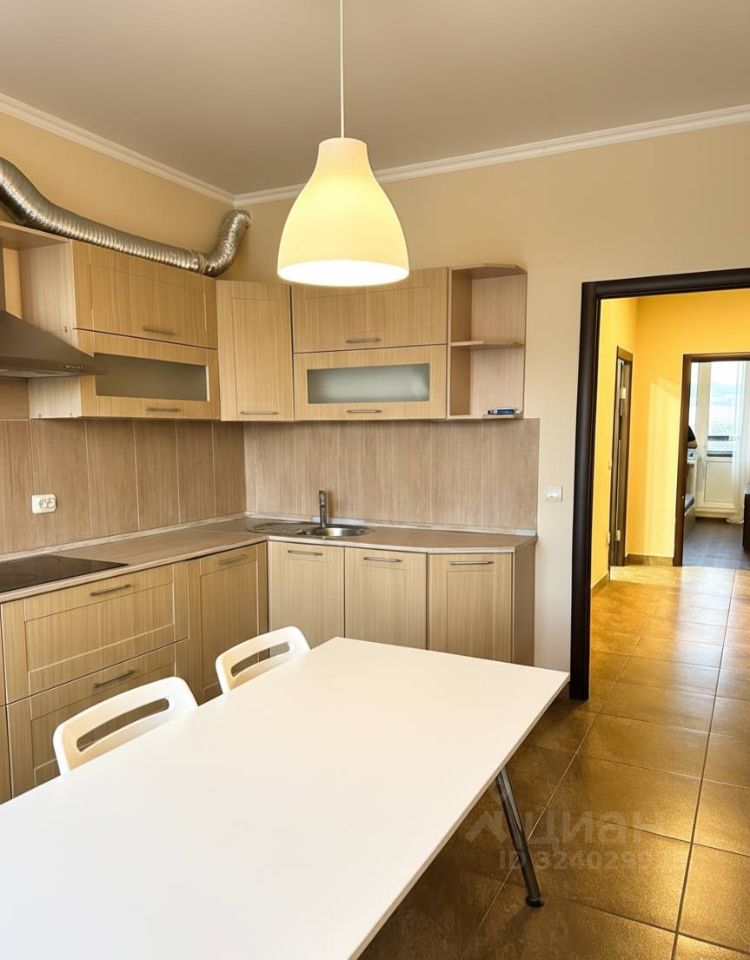 Продажа 2-комн квартиры на вторичном рынке проспект Непокоренных, 49к2