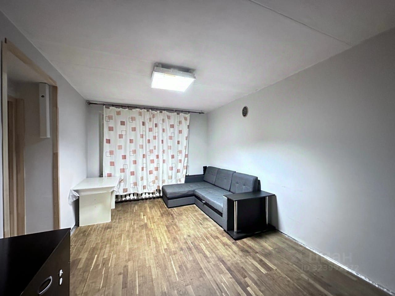 Продажа 2-комн квартиры на вторичном рынке Рабочая улица, 14