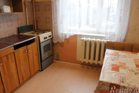 Продажа 2-комн квартиры на вторичном рынке Серпухов, Звёздная улица,  д. 9