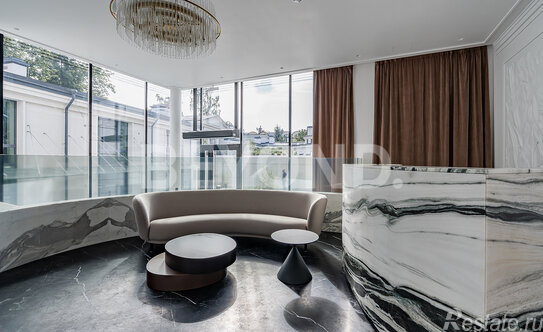 Продажа 6-комн квартиры на вторичном рынке Крестовский проспект,  д. 4