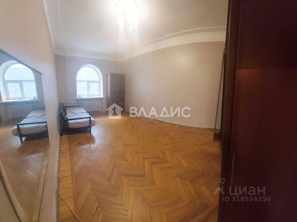 Продажа 2-комн квартиры на вторичном рынке Первомайская улица, 44/20