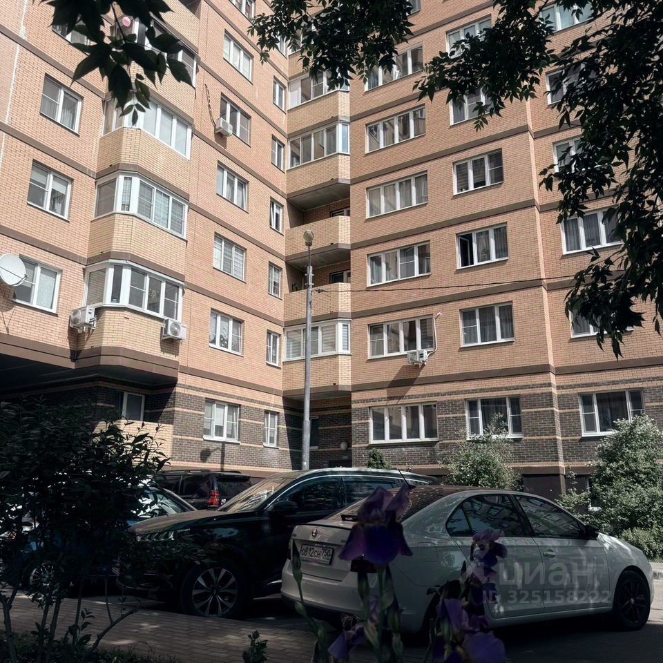 Продажа 3-комн квартиры на вторичном рынке Звенигород, Спортивная улица, 12