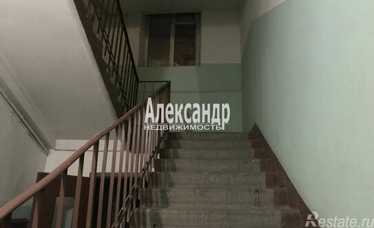 Продажа 2-комн квартиры на вторичном рынке Литейный проспект,  д. 52