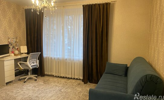 Аренда 2-комн квартиры на вторичном рынке улица Павла Андреева,  д. 3