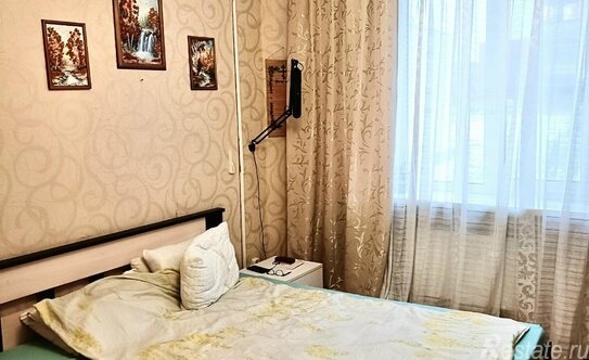 Продажа 4-комн квартиры на вторичном рынке Кириши, ул Нефтехимиков,  д. 20