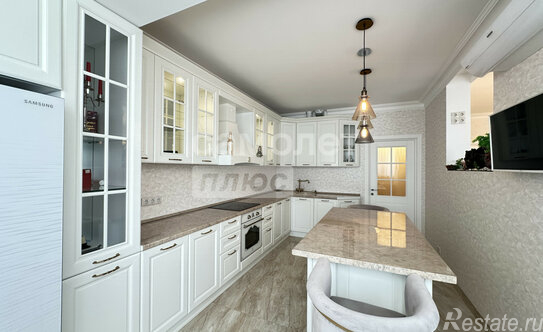 Продажа 3-комн квартиры на вторичном рынке Одинцово г, Сколковская ул,  д. 3В