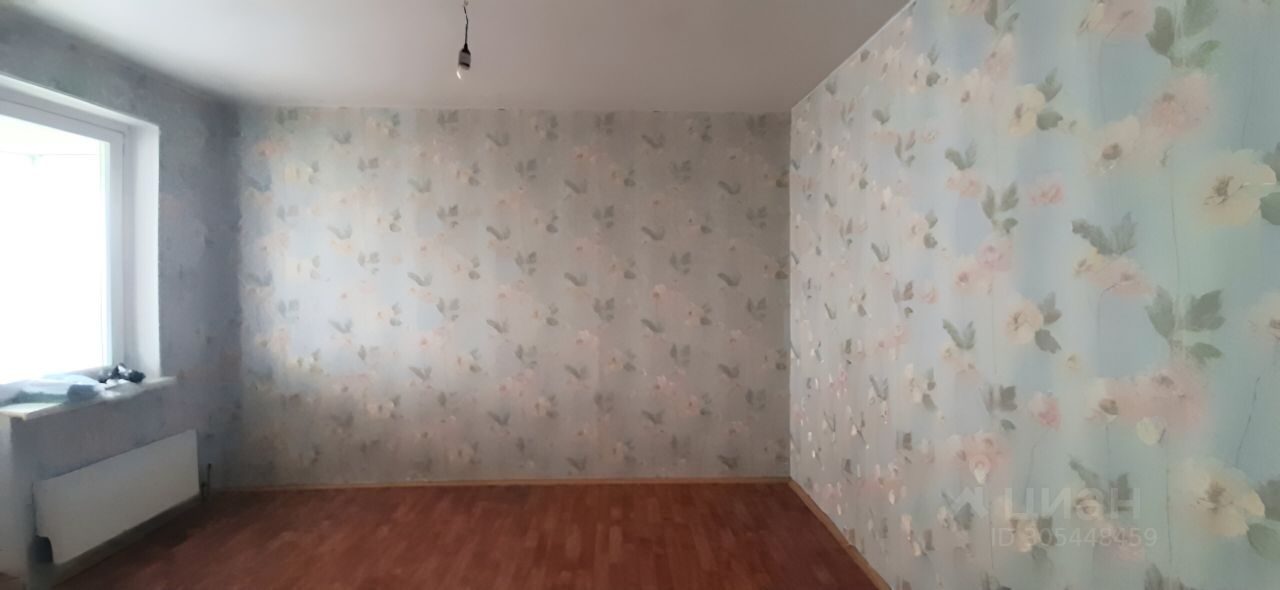 Продажа 3-комн квартиры на вторичном рынке Губернский мкр, улица Земская,  д. 15