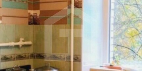 2-комн квартира улица Зины Портновой,  д. 13