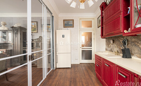 Продажа 4-комн квартиры на вторичном рынке ул Маросейка,  д. 10/1,  к. 1