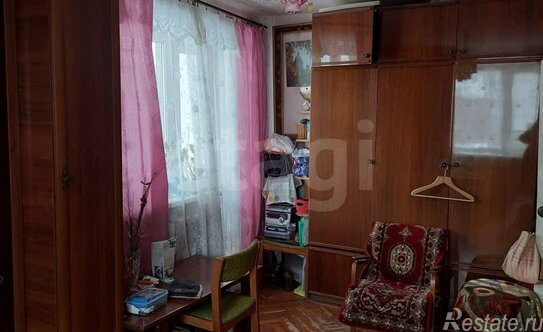 Продажа 1-комн квартиры на вторичном рынке Новый Учхоз, пл Усова,  д. 1