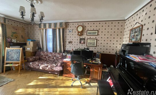 Продажа 3-комн квартиры на вторичном рынке ул Михайловская,  д. 7