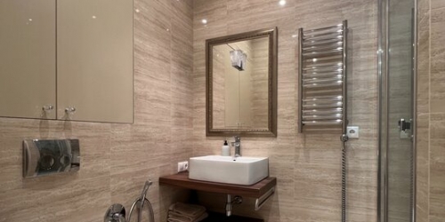 5-комн квартира ул Новаторов,  д. 8,  к. 2