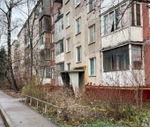 Продать Квартиры вторичка Давыдковская улица  4 к1 