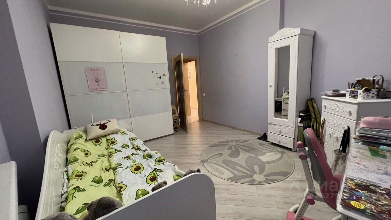Продажа 3-комн квартиры на вторичном рынке улица Савушкина, 124к1