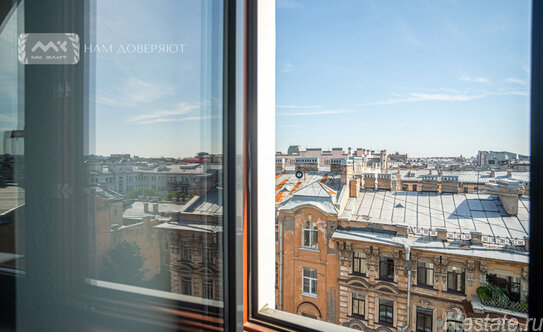 Продажа 4-комн квартиры на вторичном рынке Советская 4-я ул,  д. 9