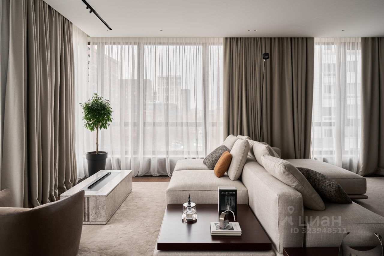 Продажа 5-комн квартиры на вторичном рынке улица Усачева, 2С3