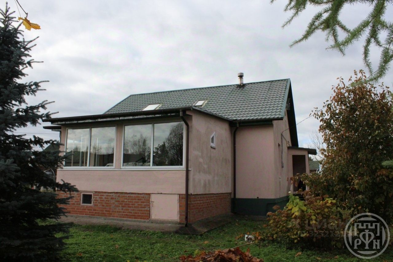 Продажа дома д. Пеники, улица Центральная, 2