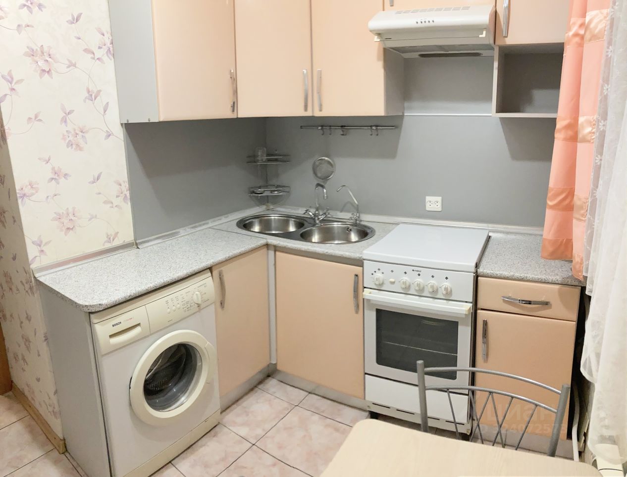 Аренда 1-комн квартиры на вторичном рынке улица Зины Портновой, 17К3