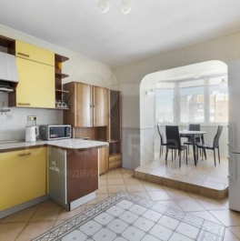 Продажа 2-комн квартиры на вторичном рынке ул Южнобутовская,  д. 61