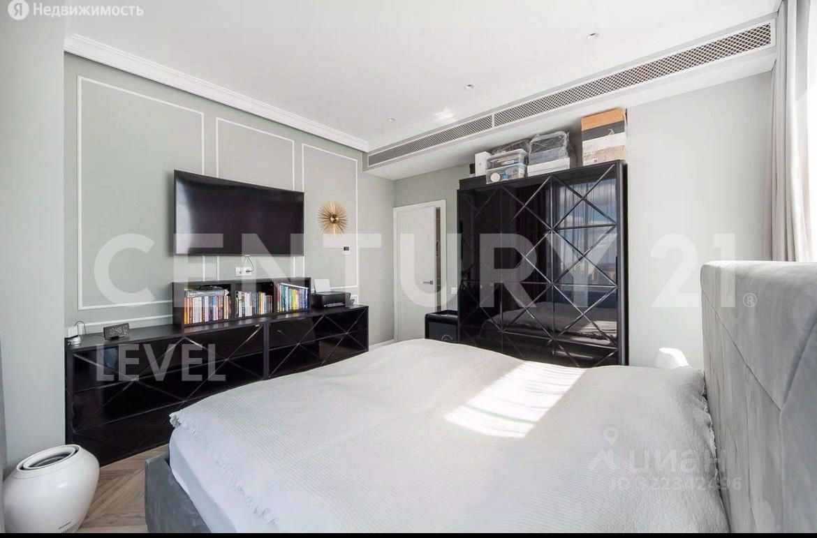 Продажа 3-комн квартиры на вторичном рынке Мичуринский проспект, 56