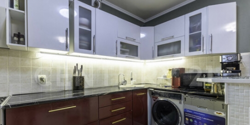 3-комн квартира проспект Славы,  д. 8