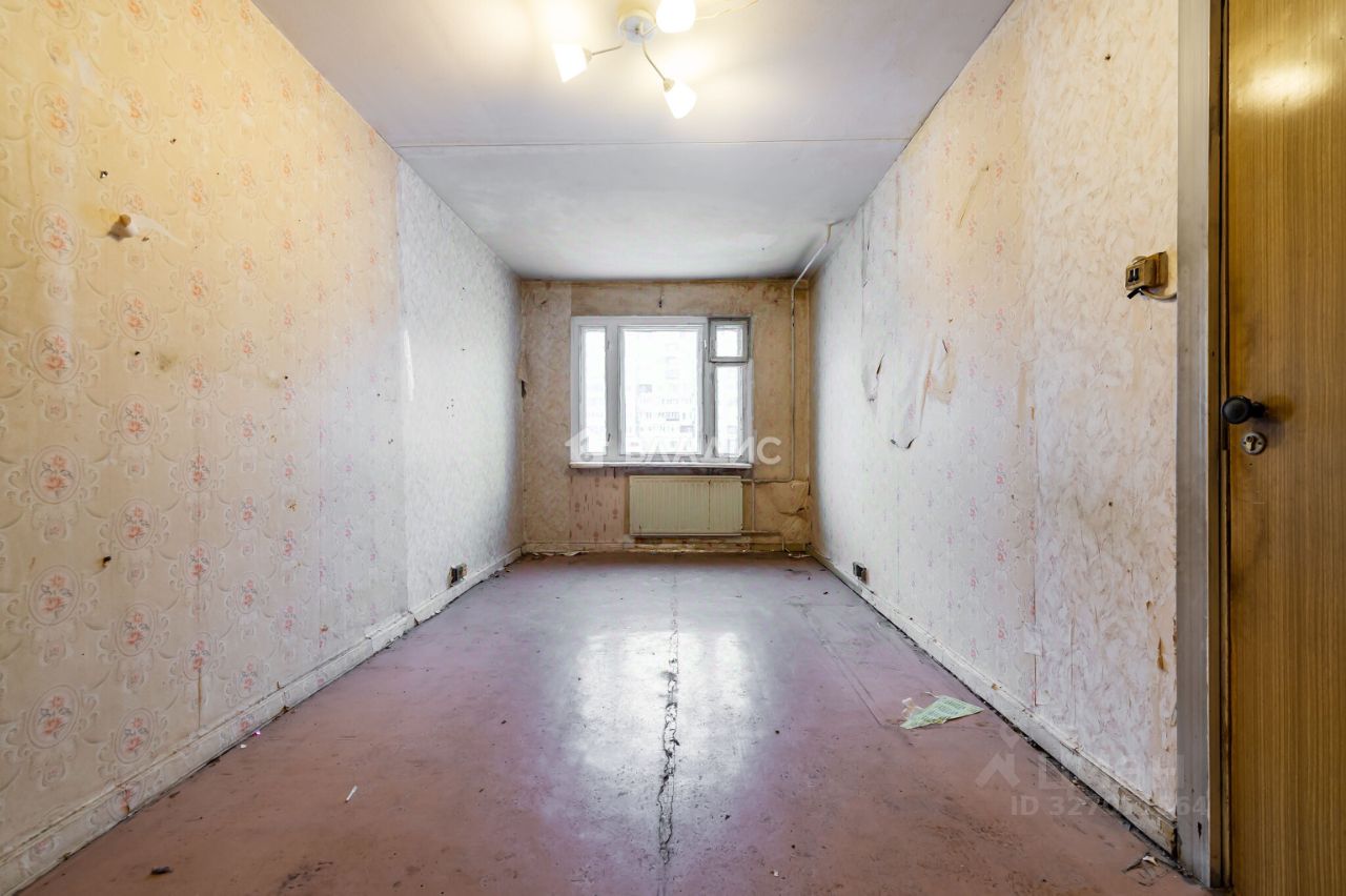Продажа 2-комн квартиры на вторичном рынке проспект Большевиков, 9К1