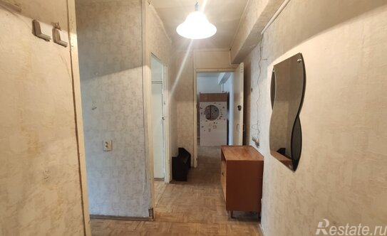 Продажа 2-комн квартиры на вторичном рынке улица Амундсена,  д. 8