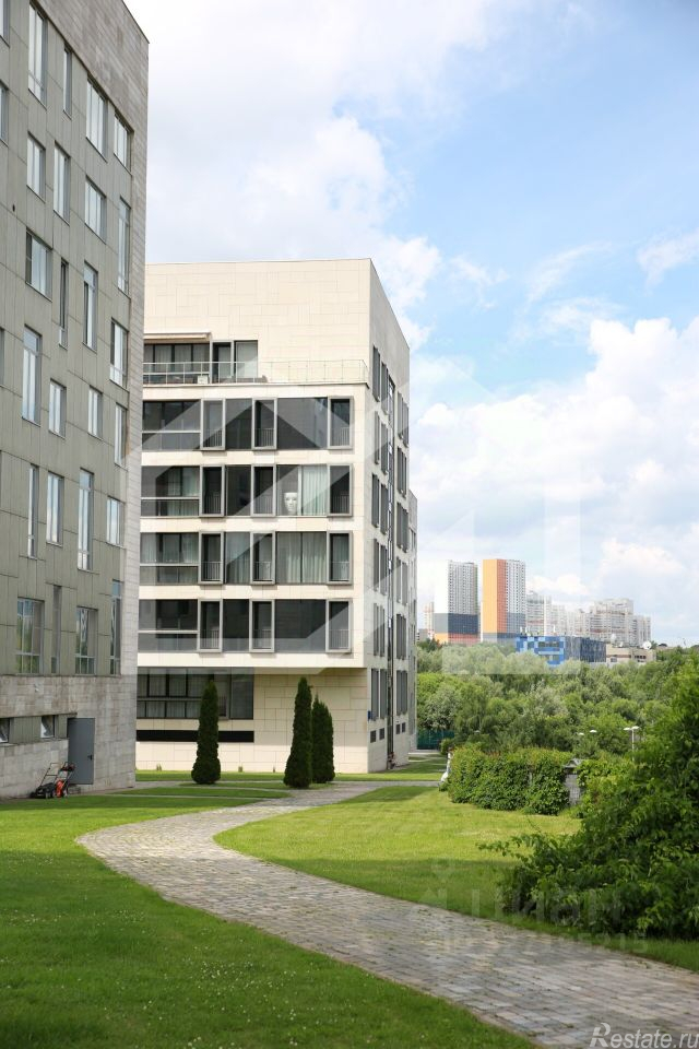 Продажа торгового помещения Одинцовский городской округ, Весенняя улица,  д. 1 с3