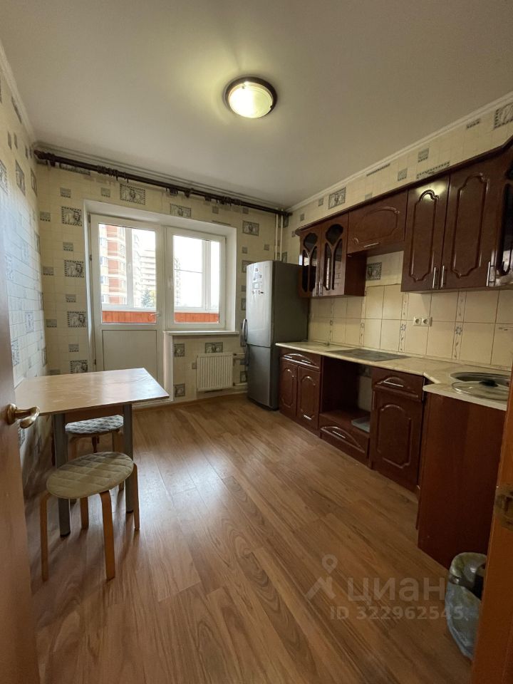 Продажа 1-комн квартиры на вторичном рынке Пронина мкр, Звенигород,  д. 9