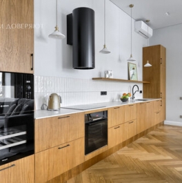 Продажа 4-комн квартиры на вторичном рынке Сытнинская улица,  д. 10