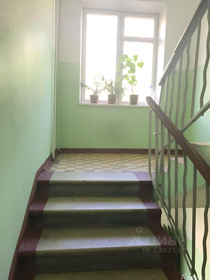 Продажа 3-комн квартиры на вторичном рынке улица Лобачика,  д. 23 к2