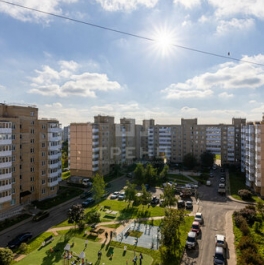 Продажа 1-комн квартиры на вторичном рынке Театральная улица,  д. 7