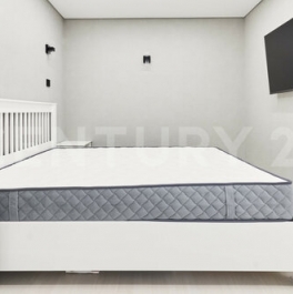 Продажа 2-комн квартиры на вторичном рынке Новоизмайловский проспект,  д. 4