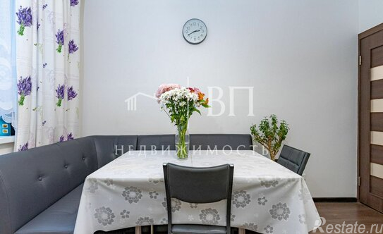 Продажа 2-комн квартиры на вторичном рынке Парголово п,  д. 14 к1